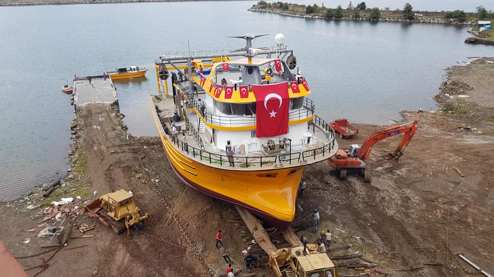 ergun-gemi-sanayi-turkiye-tersane-trabzon-444as